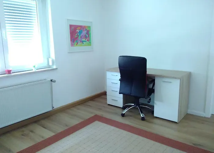 Ruhige Zentrumsnah Διαμέρισμα Pirmasens